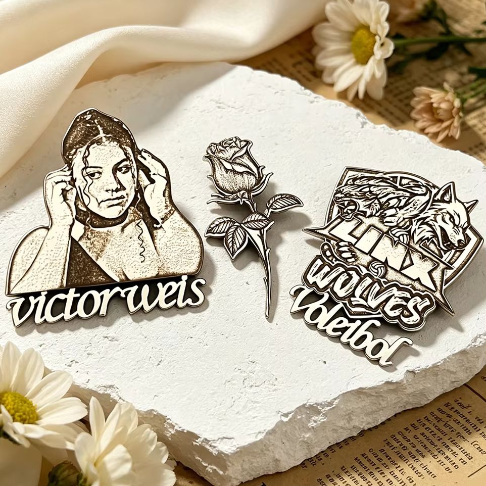 Men Accessories Brooch - 맞춤형 남성 초상화 장미 사진 브로치